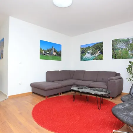 17669a Daire Solin
